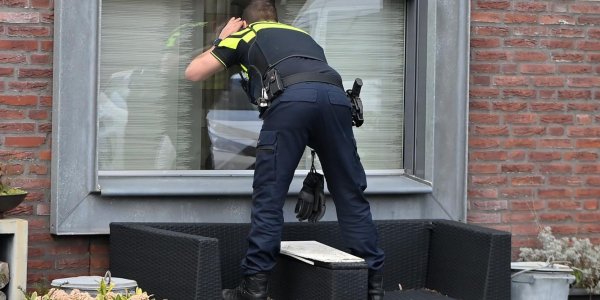 Foto: Bewoonster en hond op tijd uit woning na brandmelding in Eersel