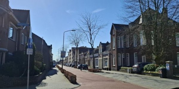 Foto: Valkenswaard pakt regenwateroverlast in Bakkerstraat aan