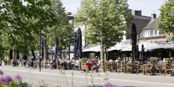 Foto: Burgemeester stelt nieuwe regels voor terrassen vast