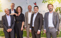 de 6 partners van advocatenkantoor TLC poseren als groep